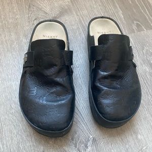 Misbhv monogram home shoe
